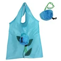 Es sind faltbare Polyester-Cartoon-Taschen und Erdbeertaschen erhältlich